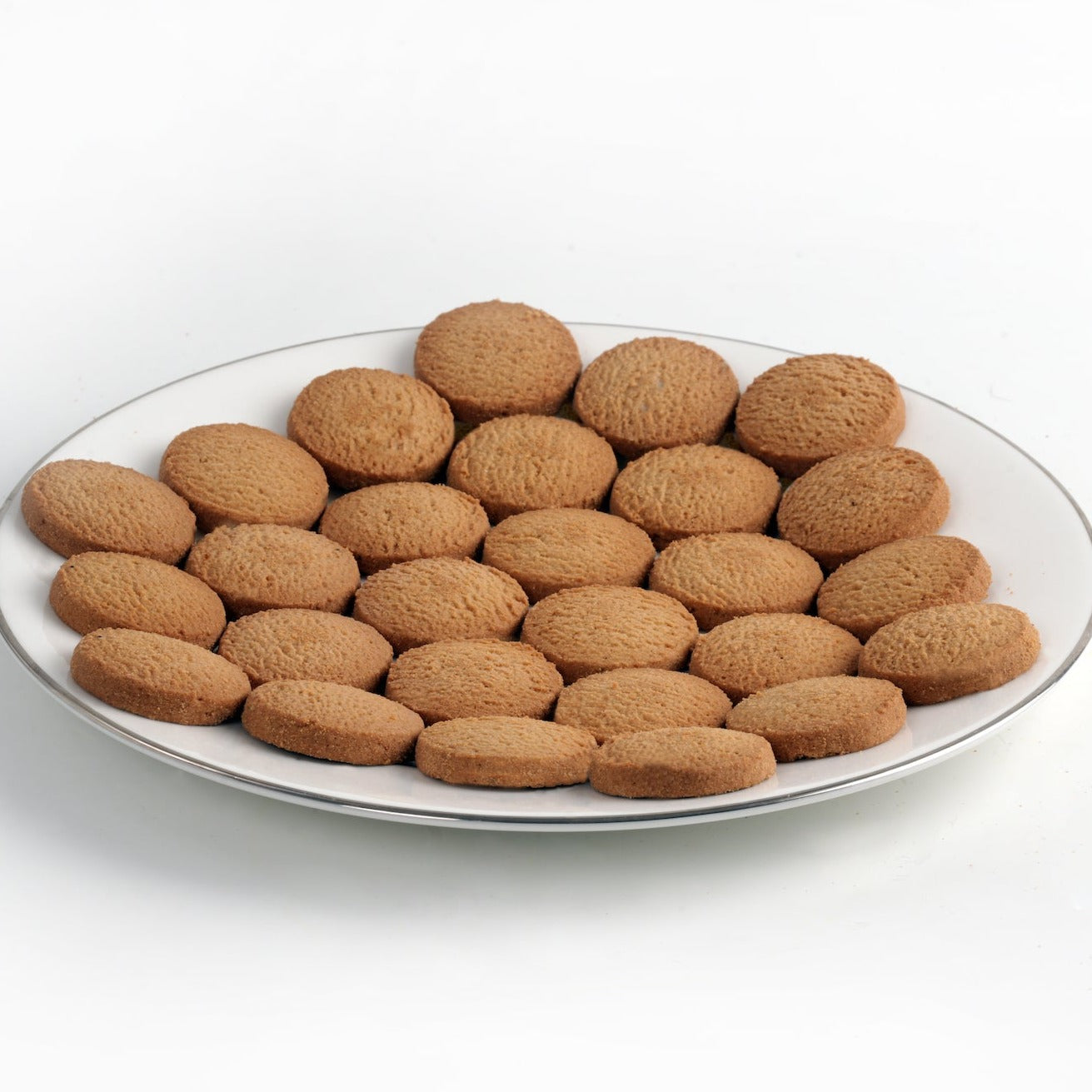 A dish of ragi elaichi cookies